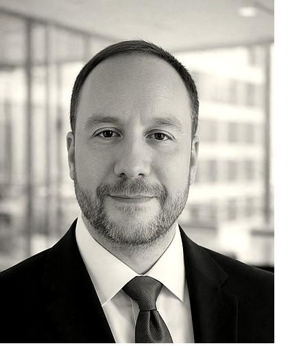 Lee Vallender, Founder and Principal of Devol Legal